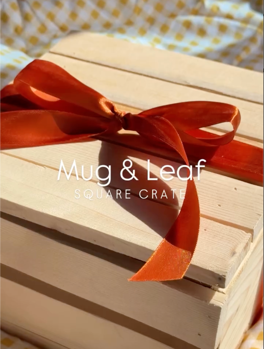 Mug & Leaf Crate Set